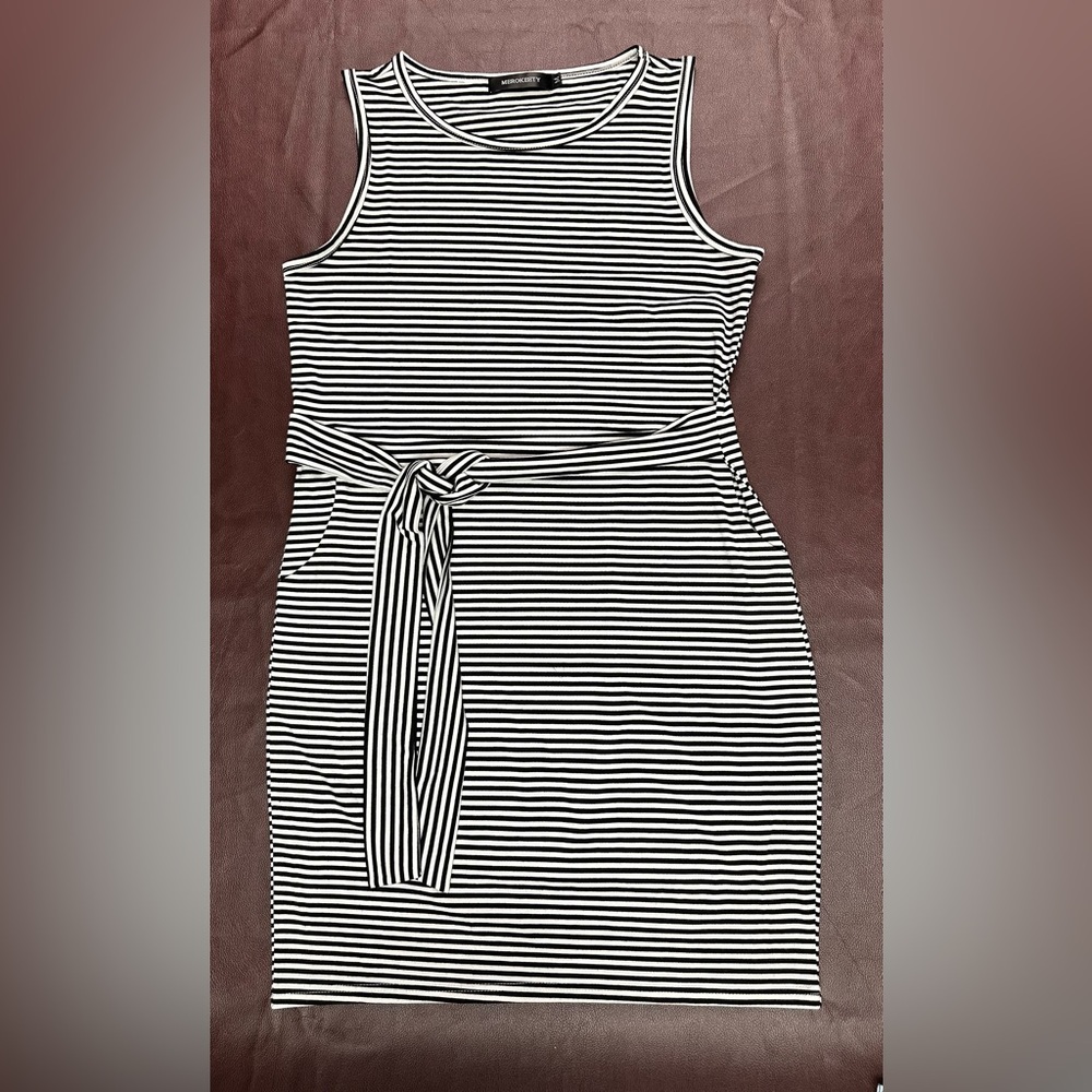 Black & White Stripe Sleeveless Dress with Tie Waist and Pockets